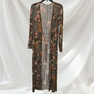 💖 Mix & Match: 4 for $25! 💖 

Sheer Floral Mesh Long Duster / Kimono